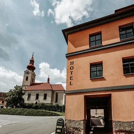 Na Knizeci Husinec 3*