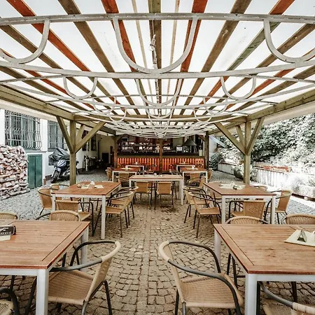 Na Knizeci Husinec Hotel 3*