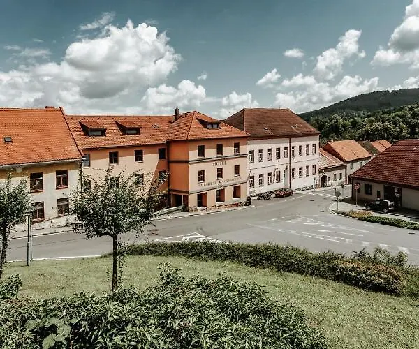 Na Knížecí Husinec Hotel